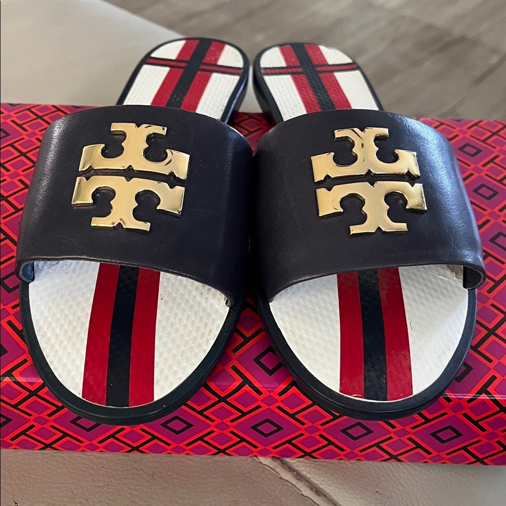 Tory Burch Logo Slide Sandals - Picture 4 of 13